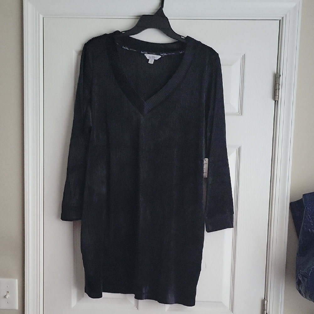 NWOT Nichole Miller Black V-Neck Dress